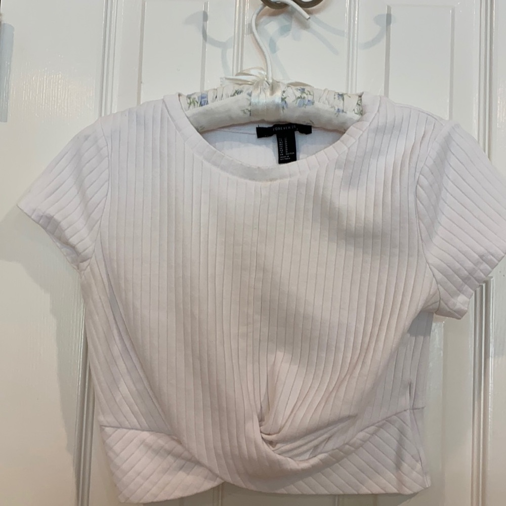 💛BOGO FREE💛 White crew neck crop top